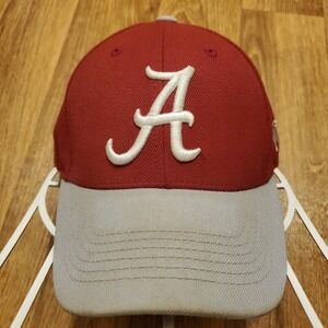 Alabama Crimson Tide Hat Cap Strapback‎ 2 Tone Top Of The World Football